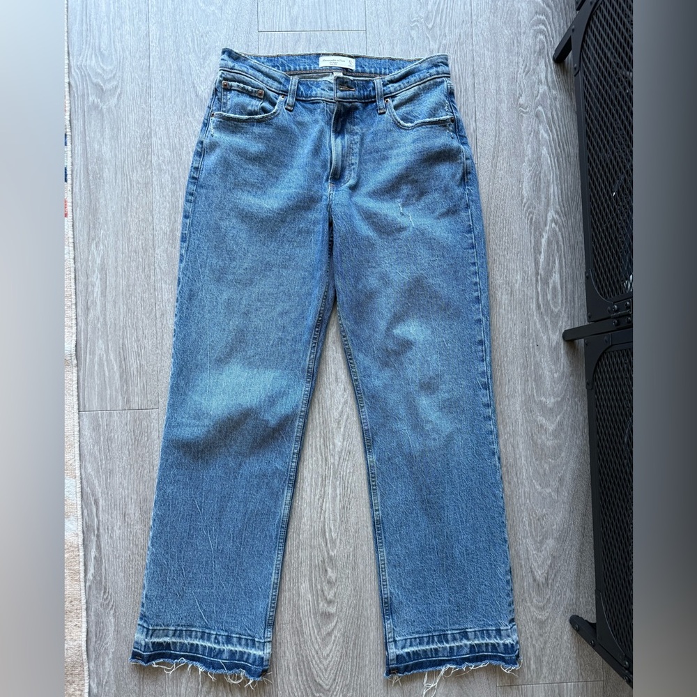 Abercrombie & Fitch Baggy Low Rise Jeans CURVE LOVE